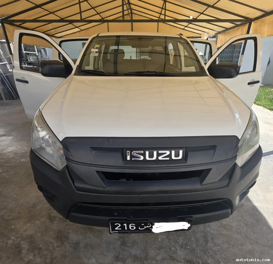 A VENDRE ISUZU DMAX 4 PORTES