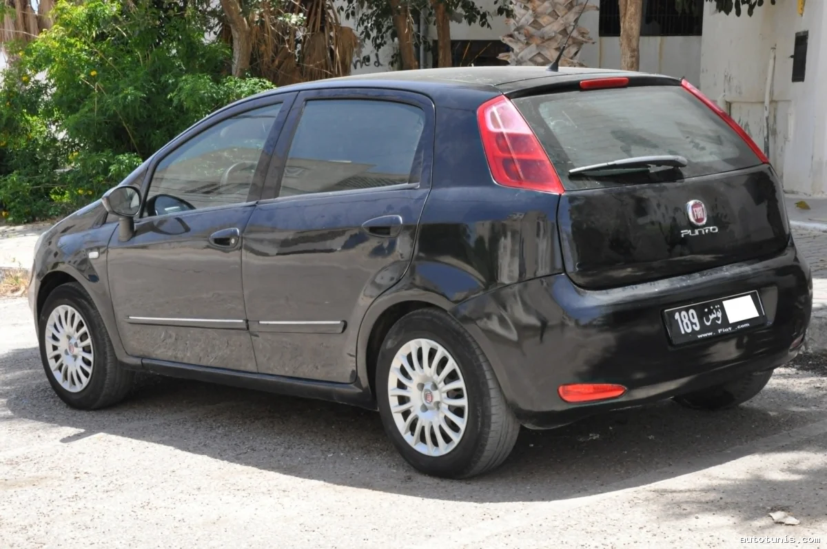 FIAT PUNTO GRANDI Télé : [43.097.528] prix 24.300