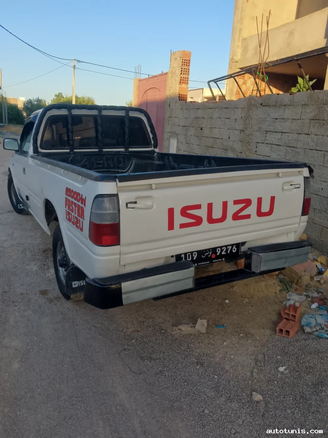 Isuzu faster a vendre